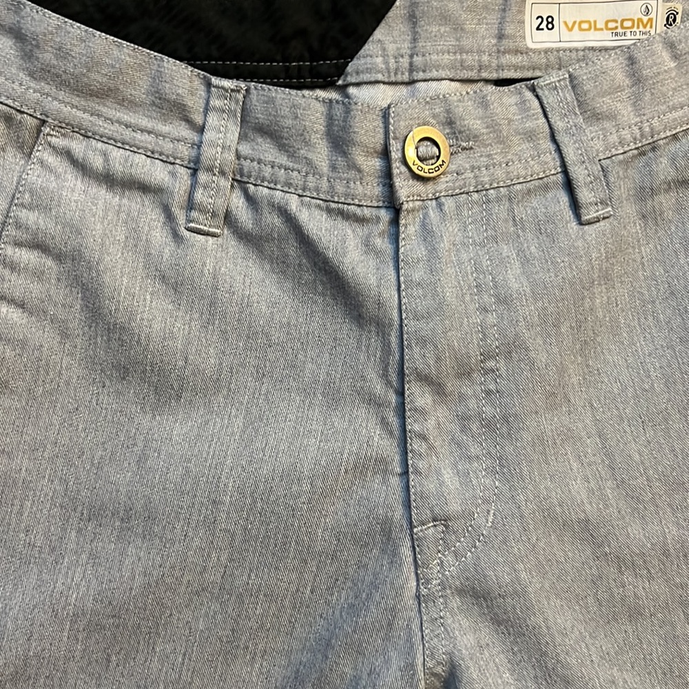 Volcom - Picture 2 of 12